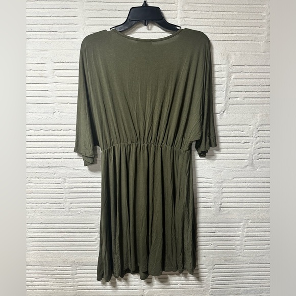Women’s Olive Green Soft Wrap Skirted Wrap Dress Like New Size Large - Picture 6 of 6